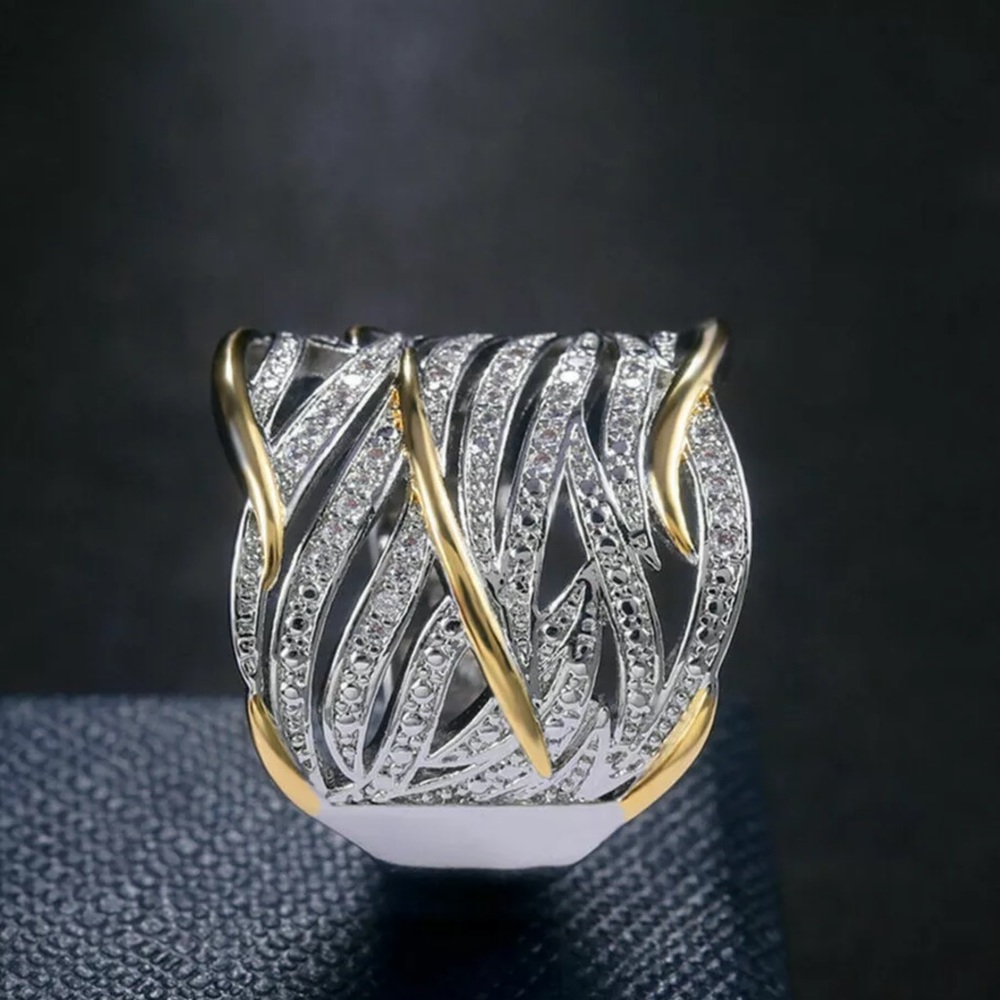 Gorgeous Two Tone 925 Silver Stamped Ring! - Picture 5 of 7